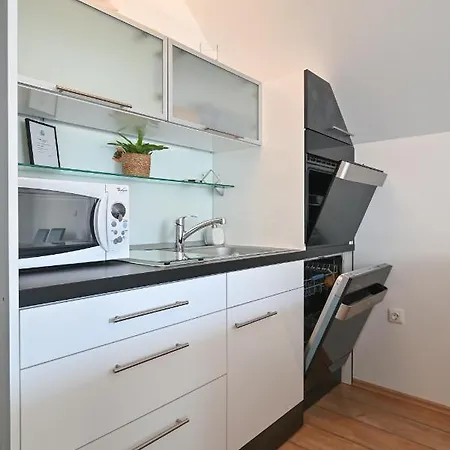 Stros With Private Sauna Appartement *